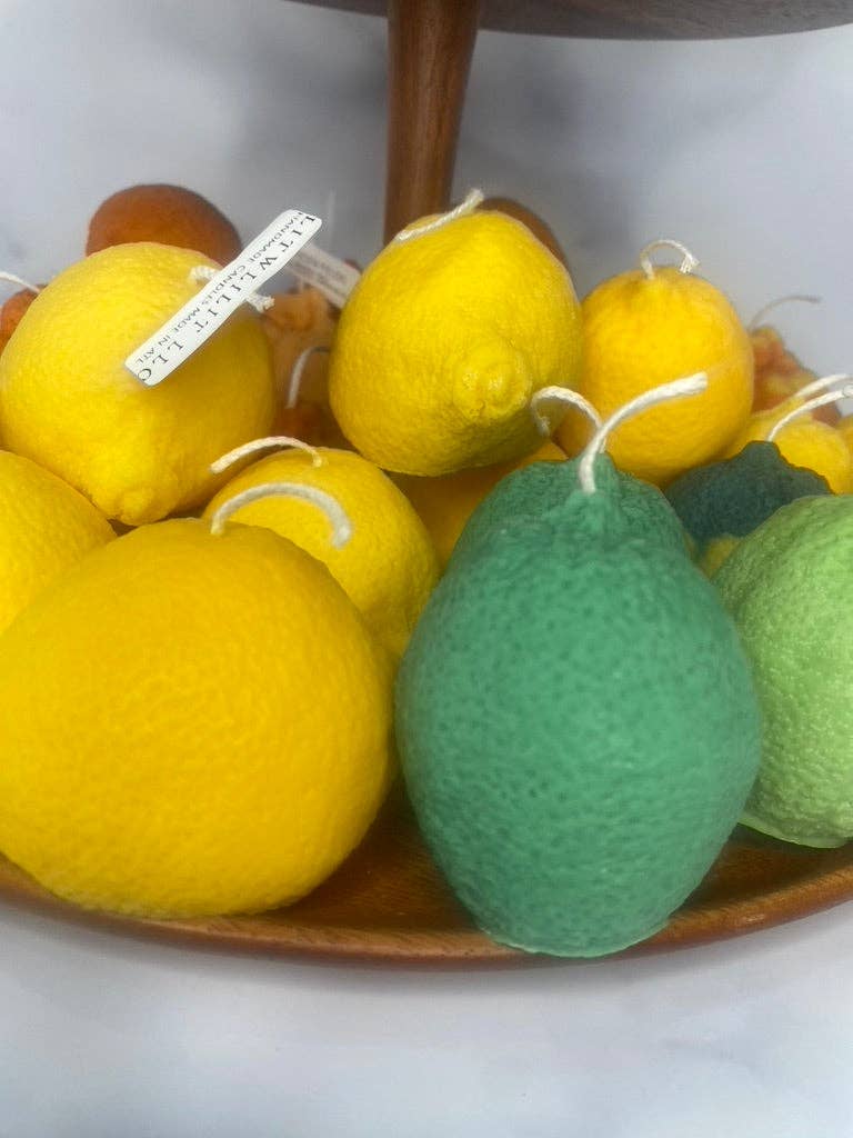 Lemon Candle: Lemon / Limón Squeeze Lemon + Lemon verbena / Sitting