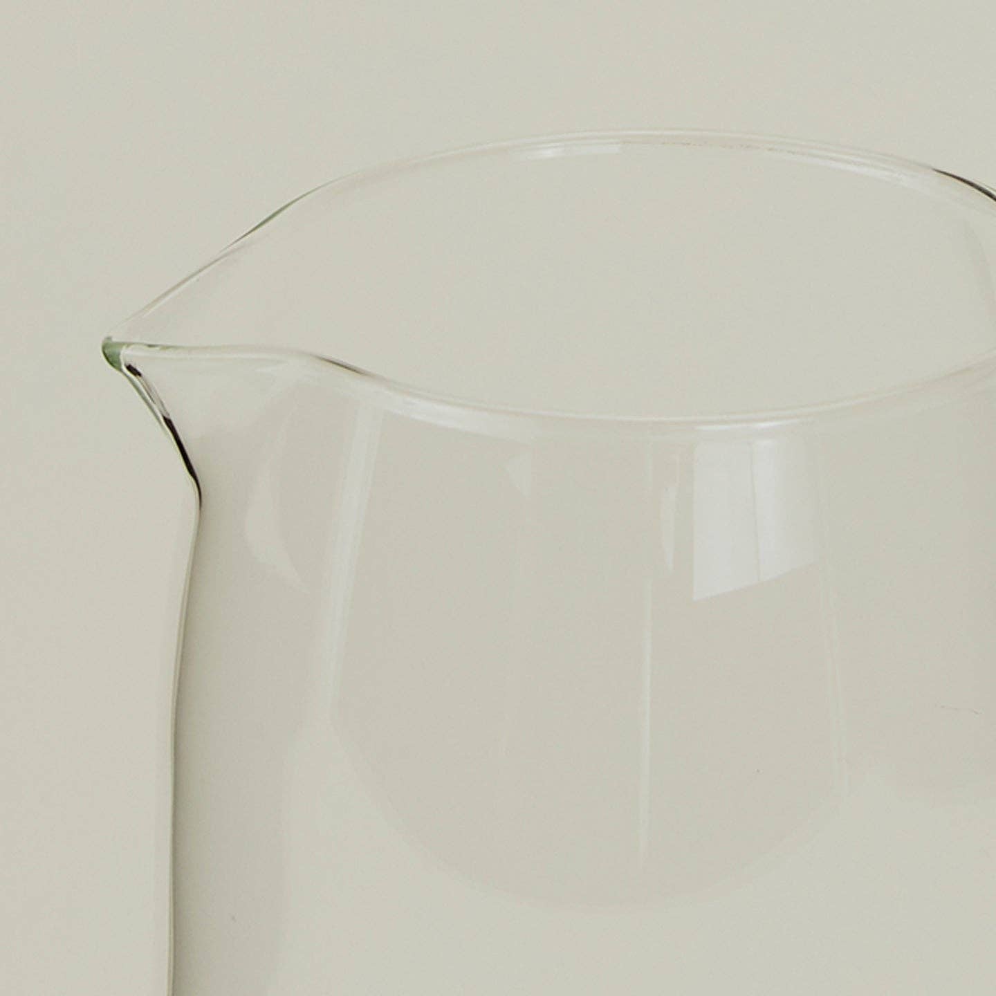 ESSENTIAL GLASSWARE - PITCHERS: TERRACOTTA
