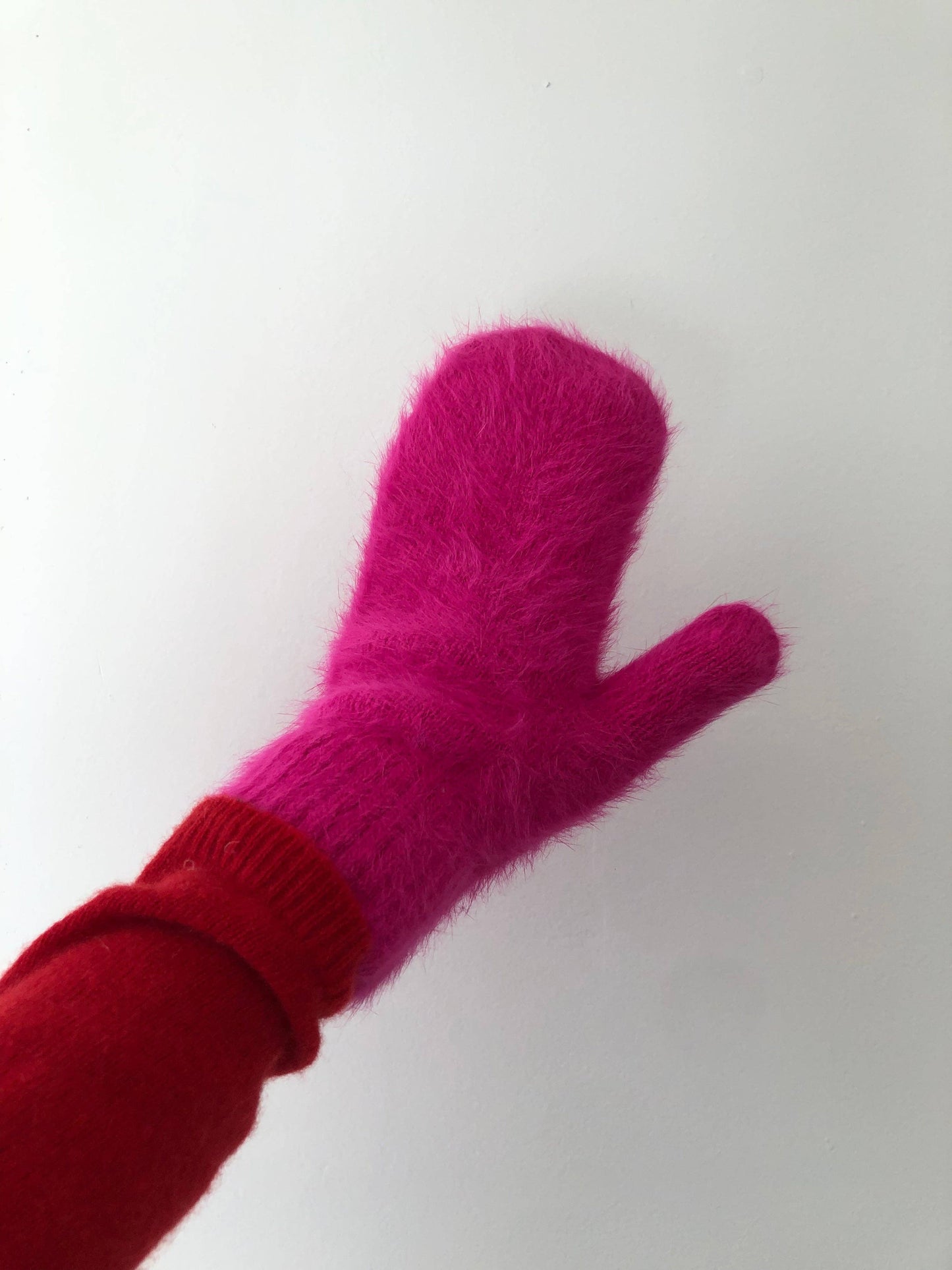 FLUFFY ANGORA MITTENS - crystal brights: Royal blue ( Mid of November )