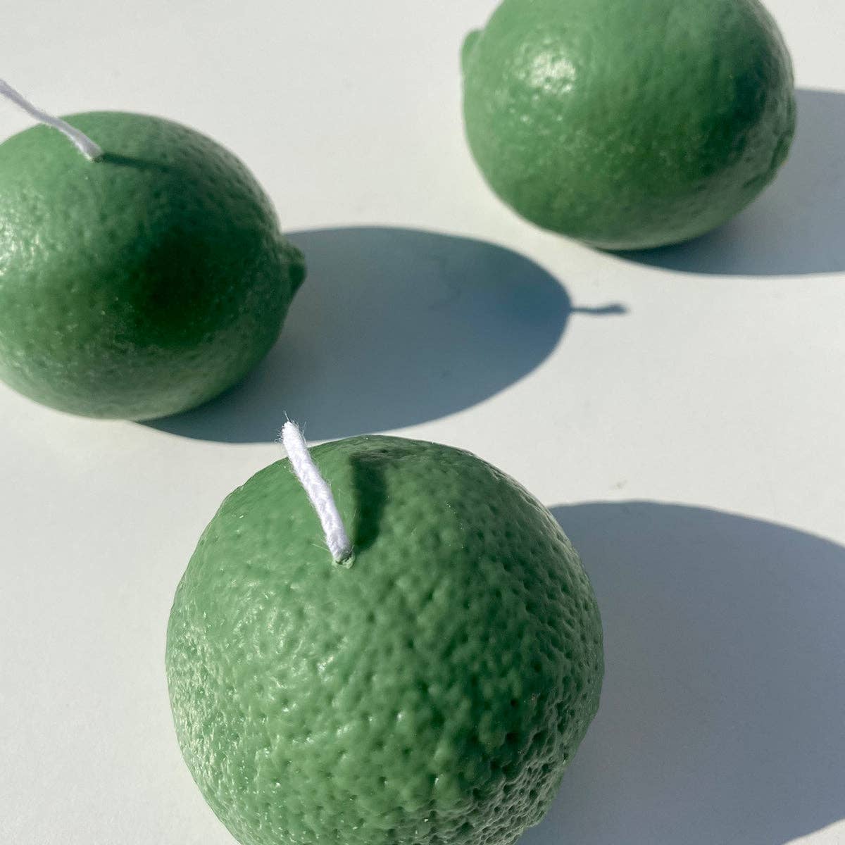Lime Candle: Green / Lime & Coconut / Single Lime