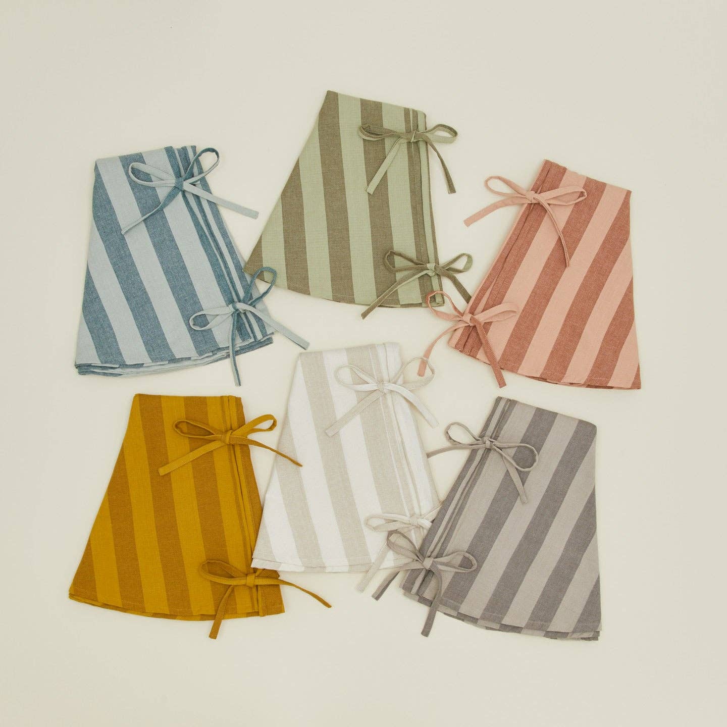ESSENTIAL STRIPED TREE SKIRT - OLIVE/SAGE