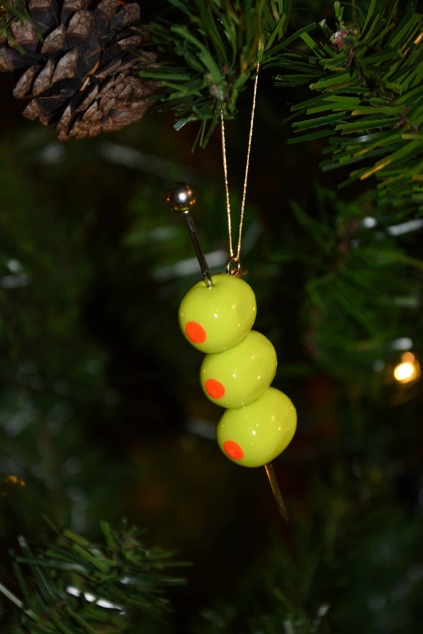 MARTINI OLIVE ORNAMENT 
