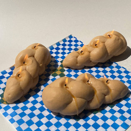 Challahdad Bread Candle: Bread / Cinnamon and Vanilla / Single