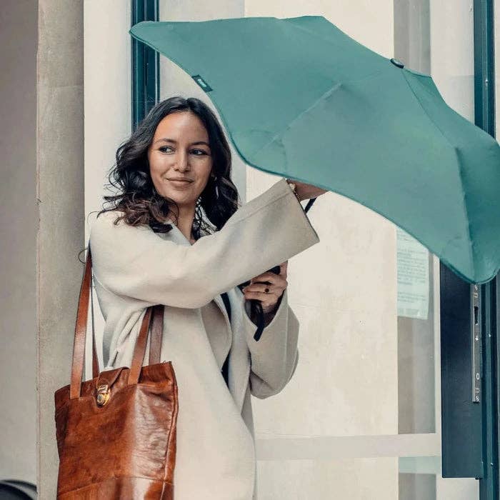 Blunt - Metro Umbrella: Cherry Red