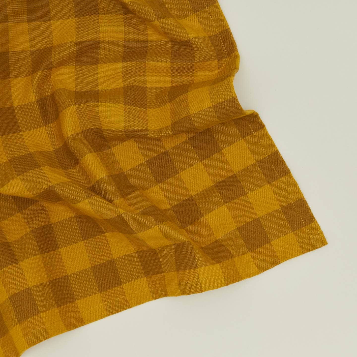 ESSENTIAL GINGHAM DINNER NAPKINS - SET OF 4: MUSTARD/BRONZE