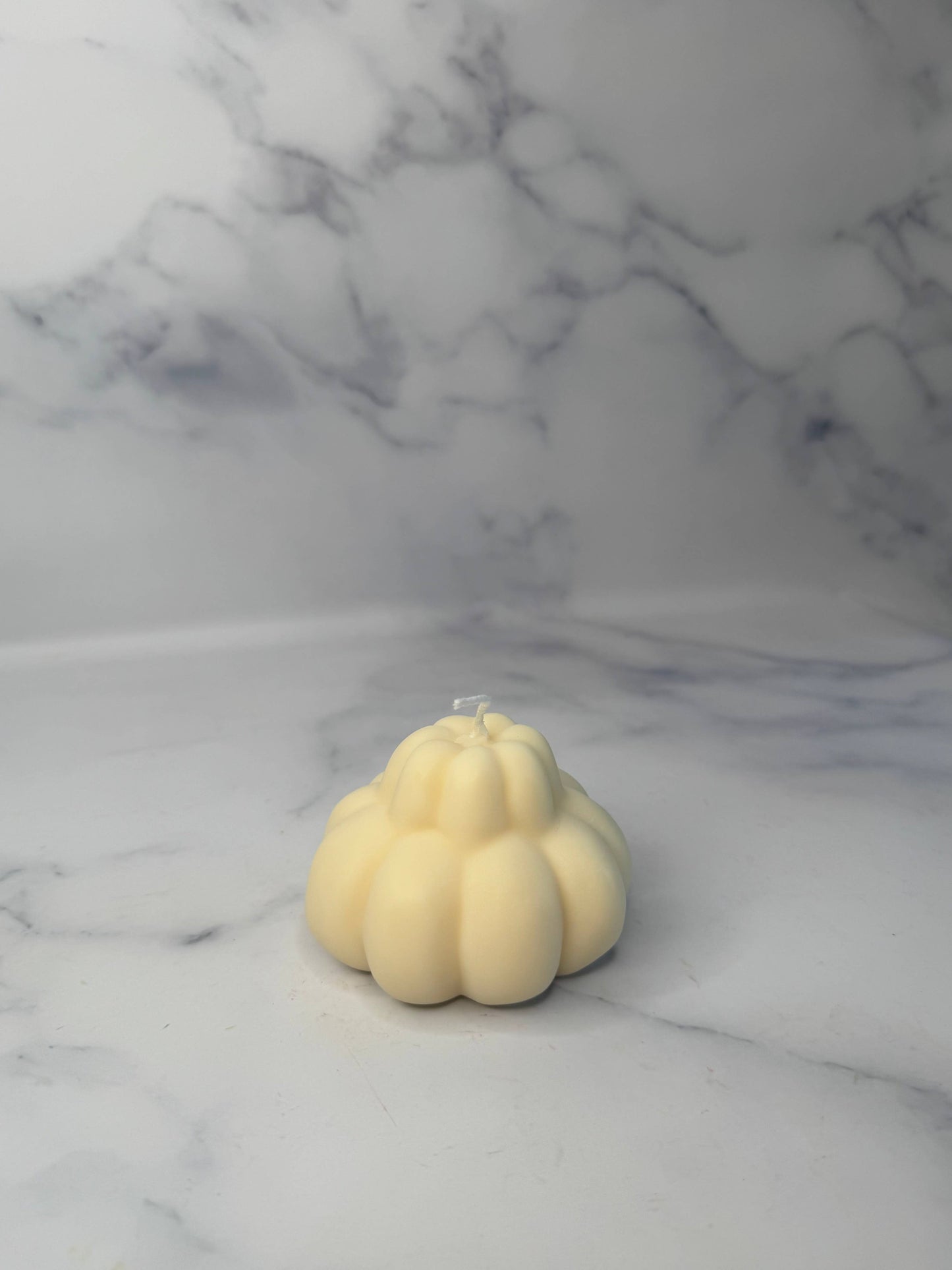 Gourd Candles: Gertrude / Yellow / Unscented