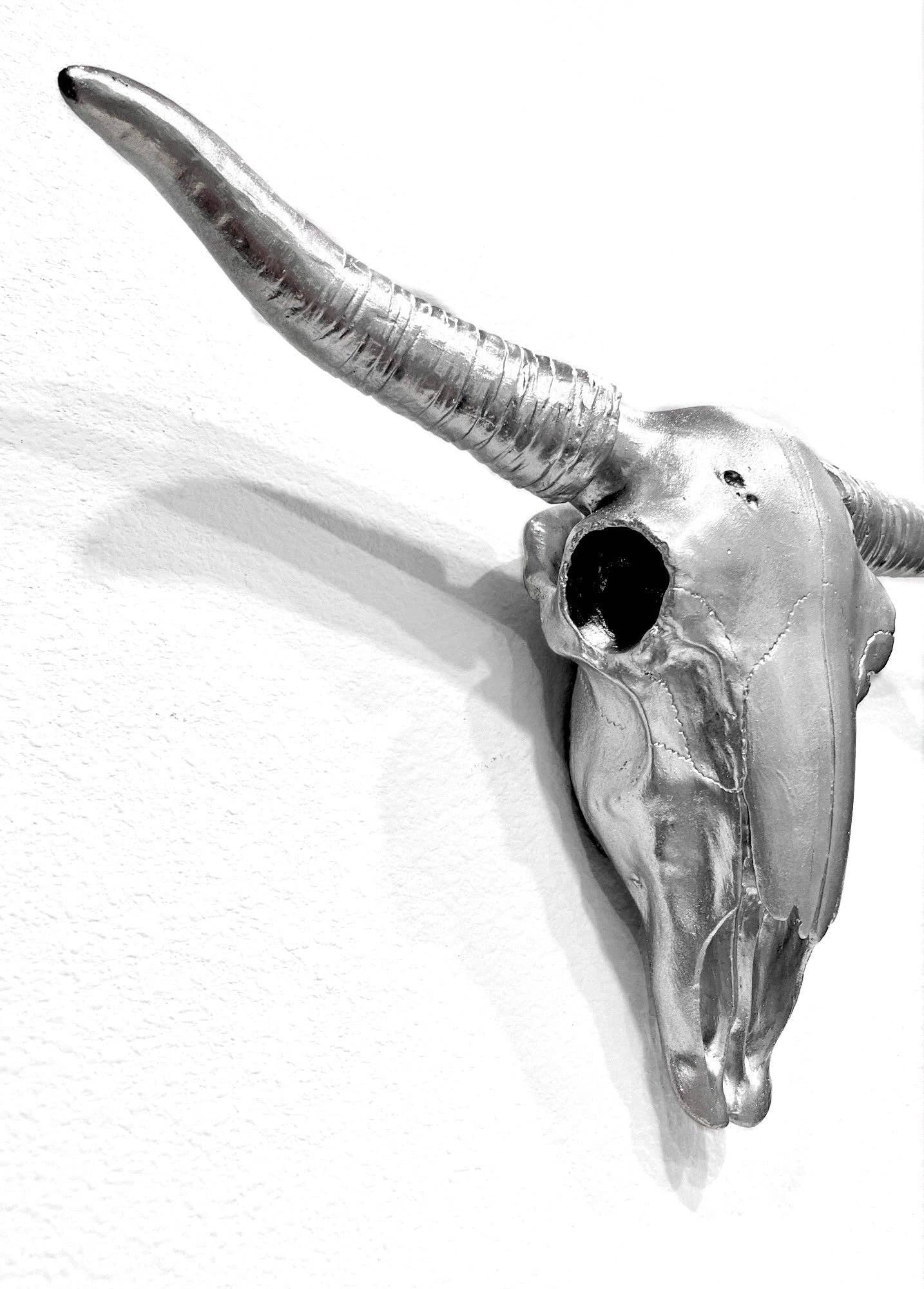 OVERSIZED METALLIC BULL SKULL
