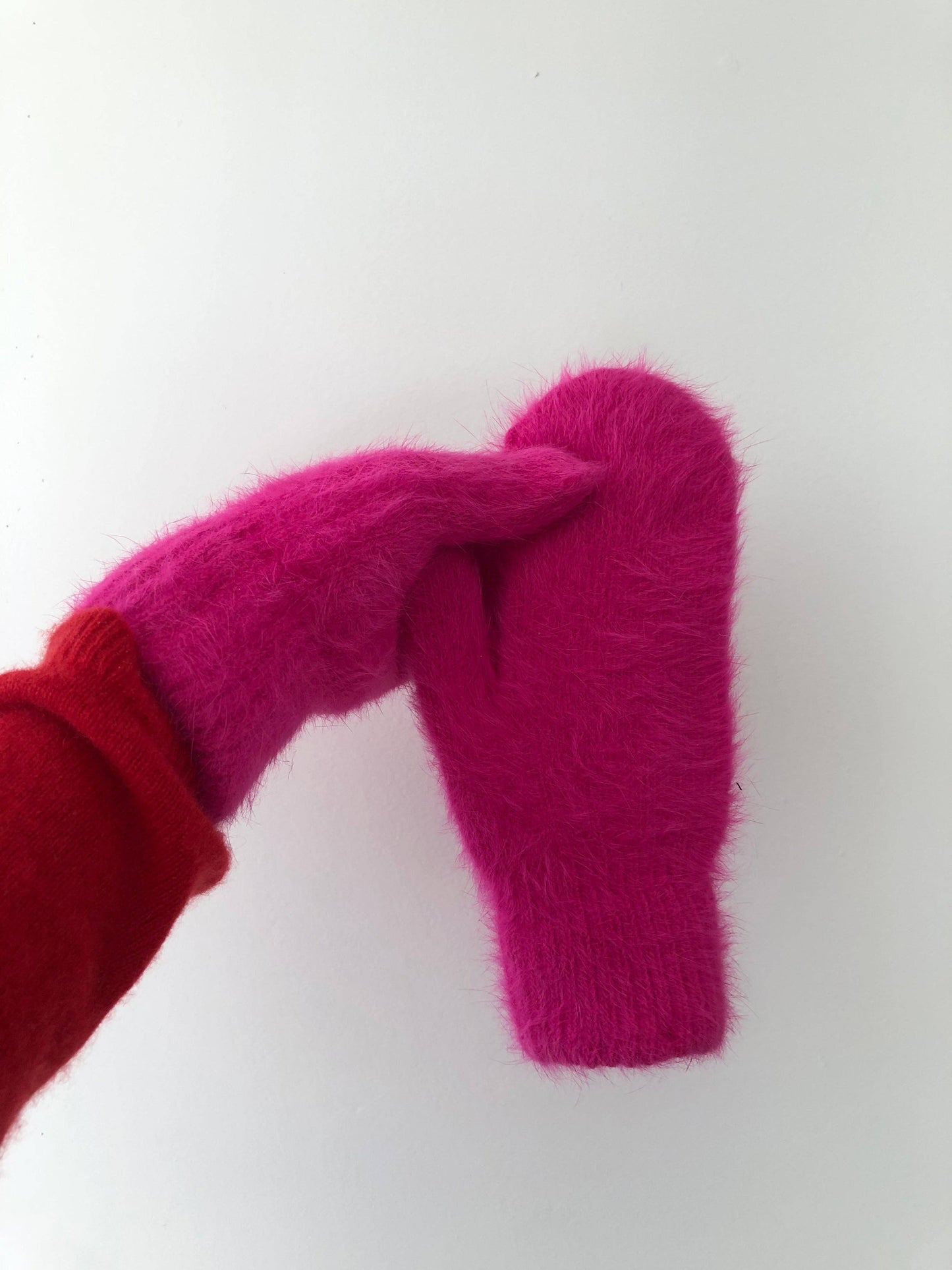 FLUFFY ANGORA MITTENS - crystal brights: Royal blue ( Mid of November )
