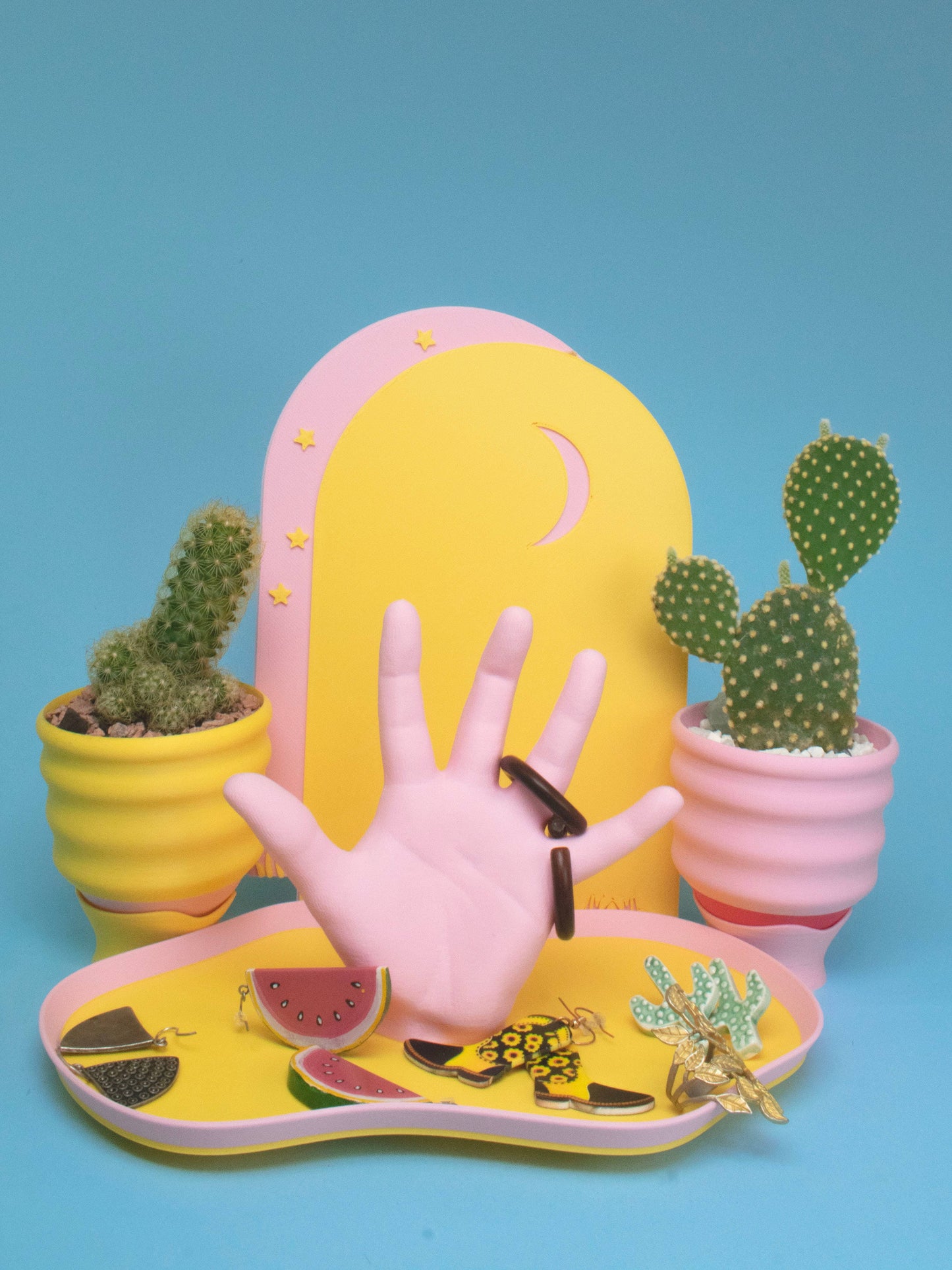 The Hand Tray Catchall: Swimming Pool Blues