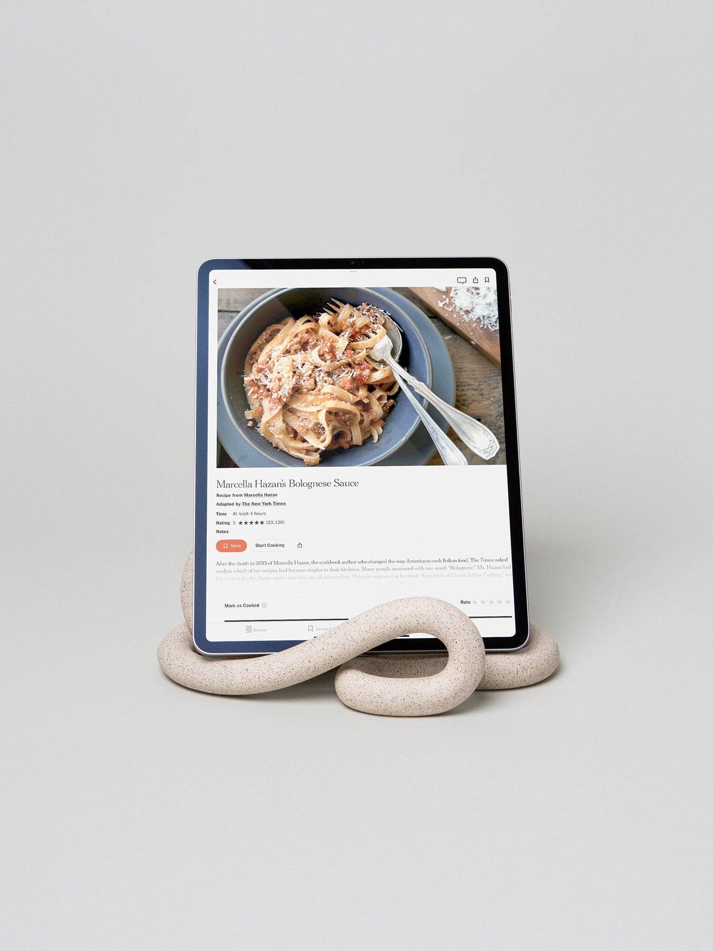 Lumbra Book Stand, Sand