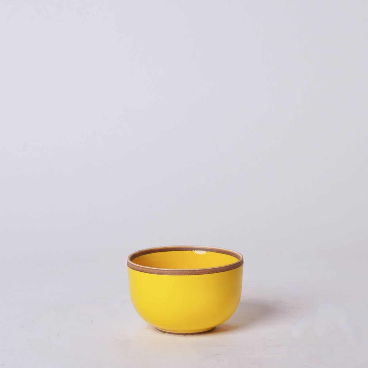 Rimmed Hermit Cup, Glossy Porcelain - Set of 4: Coral Red